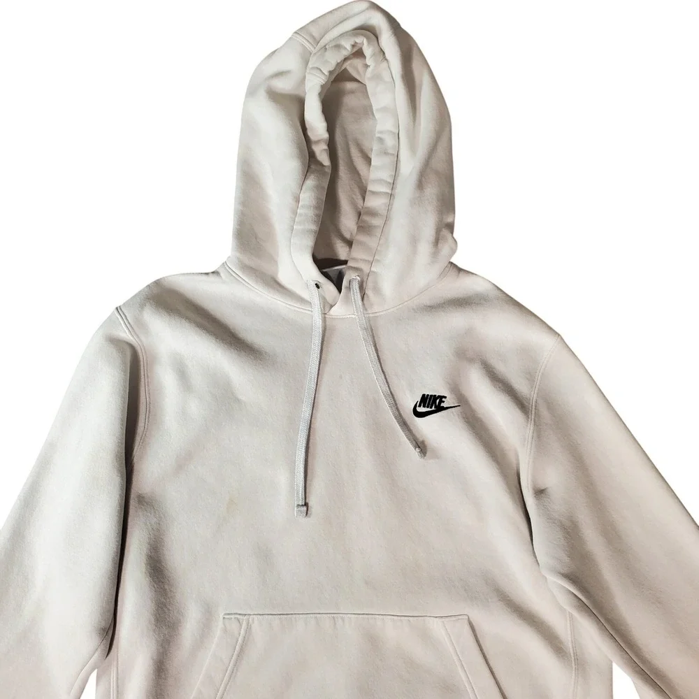 Nike sportswear club